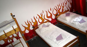 flames and rock [helter skelter hostel berlin]